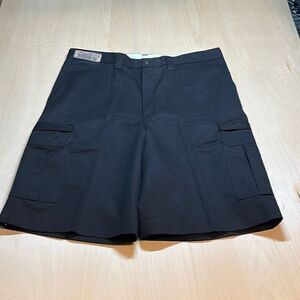 NWT Mens Dickies Flex Black Cargo Work Shorts Size 38‎